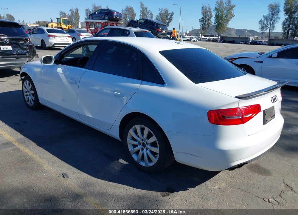 2013 AUDI A4 VIN: WAUAFAFL7DN028944