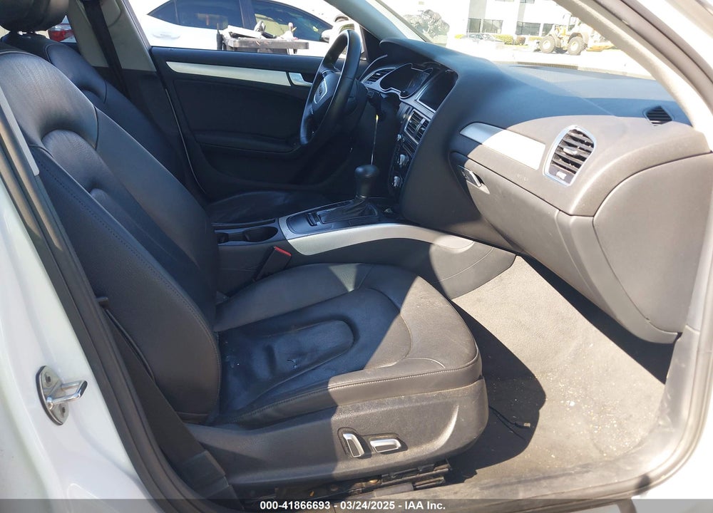 2013 AUDI A4 VIN: WAUAFAFL7DN028944