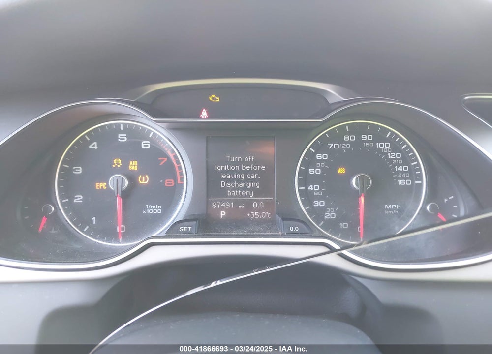 2013 AUDI A4 VIN: WAUAFAFL7DN028944