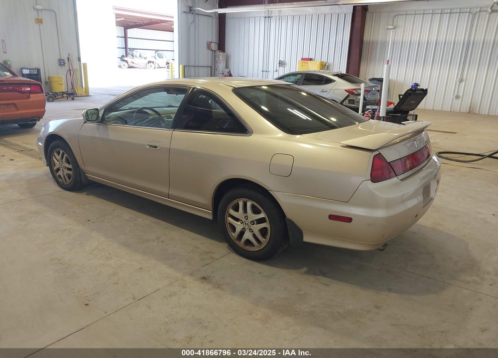 2001 HONDA ACCORD 3.0 EX VIN: 1HGCG225X1A015003