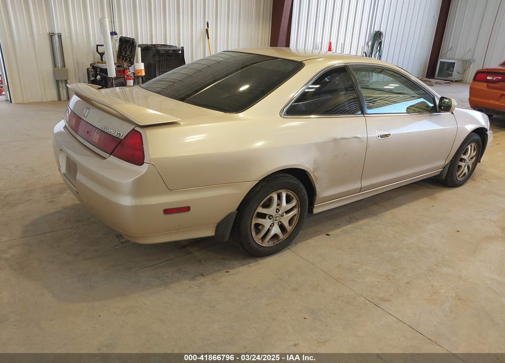 2001 HONDA ACCORD 3.0 EX VIN: 1HGCG225X1A015003
