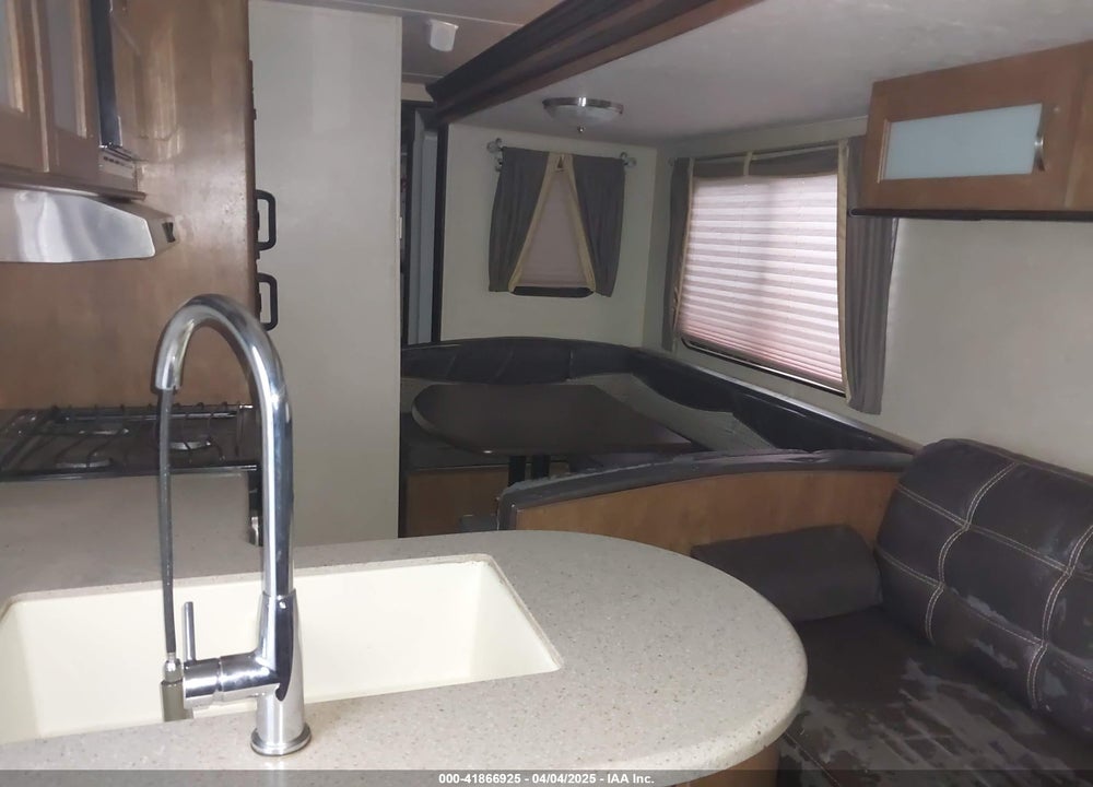 2017 SALEM OTHER VIN: 4X4TSMD21HA318526