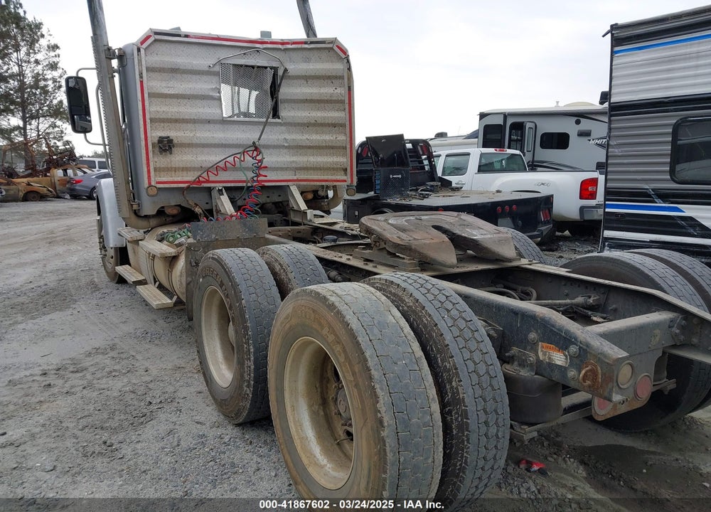 2016 FREIGHTLINER 122SD VIN: 3AKJGNDV8GDHC7141
