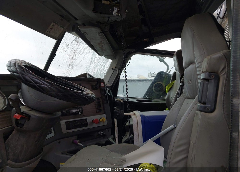2016 FREIGHTLINER 122SD VIN: 3AKJGNDV8GDHC7141