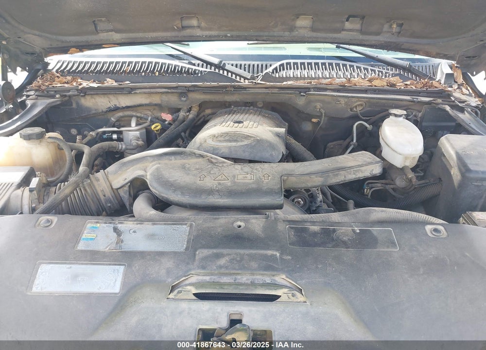 2004 CHEVROLET TAHOE LS VIN: 1GNEC13Z84R209220