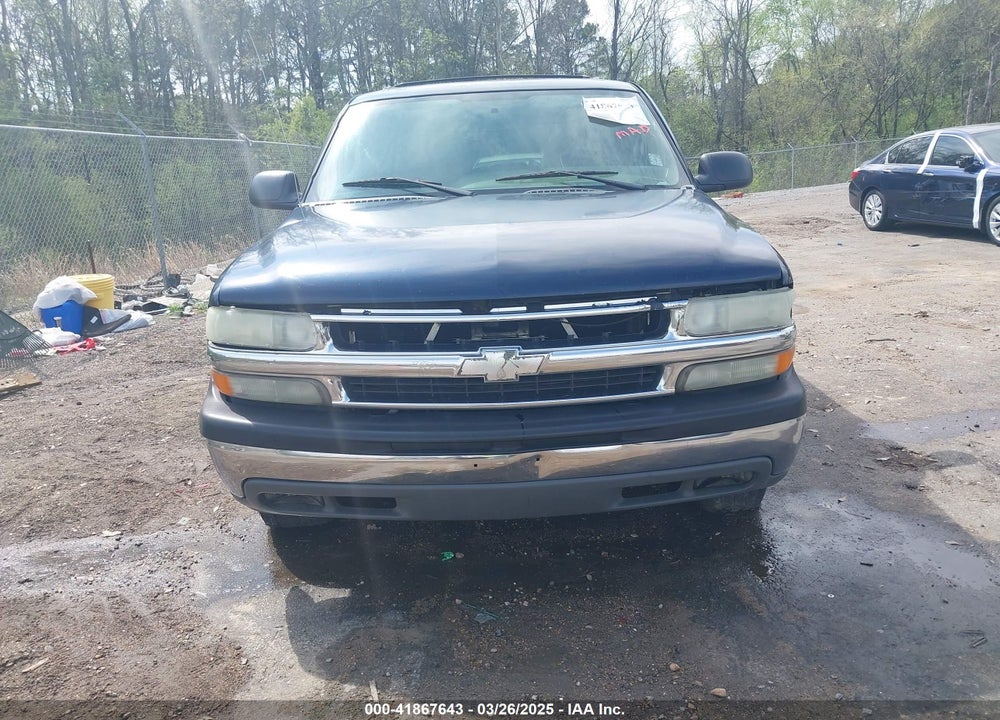 2004 CHEVROLET TAHOE LS VIN: 1GNEC13Z84R209220