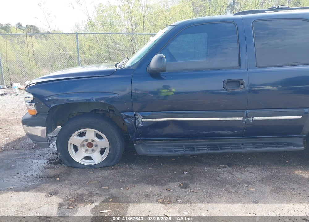 2004 CHEVROLET TAHOE LS VIN: 1GNEC13Z84R209220