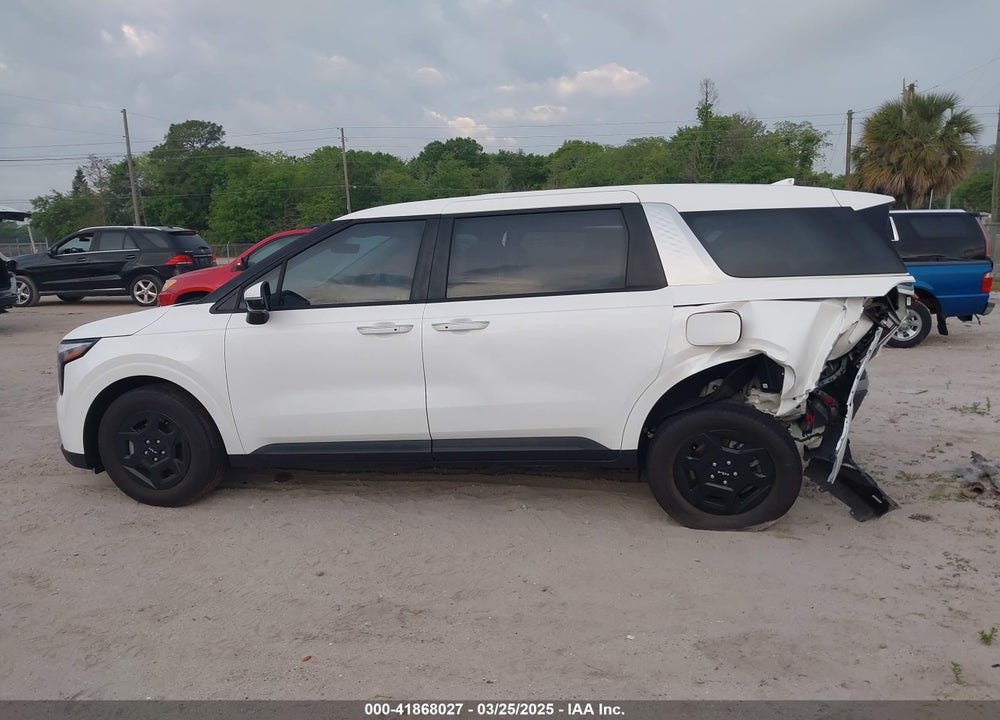 2025 KIA CARNIVAL MPV LXS VIN: KNDNB5K39S6457782