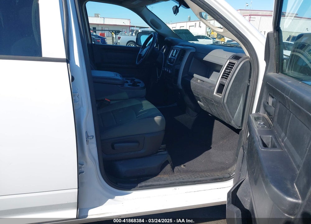 2015 RAM 1500 VIN: 1C6RR6FG0FS755125