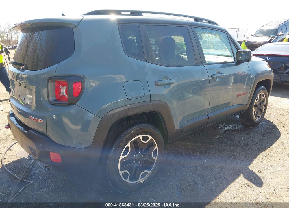 2017 JEEP RENEGADE TRAILHAWK 4X4 VIN: ZACCJBCB8HPE88025