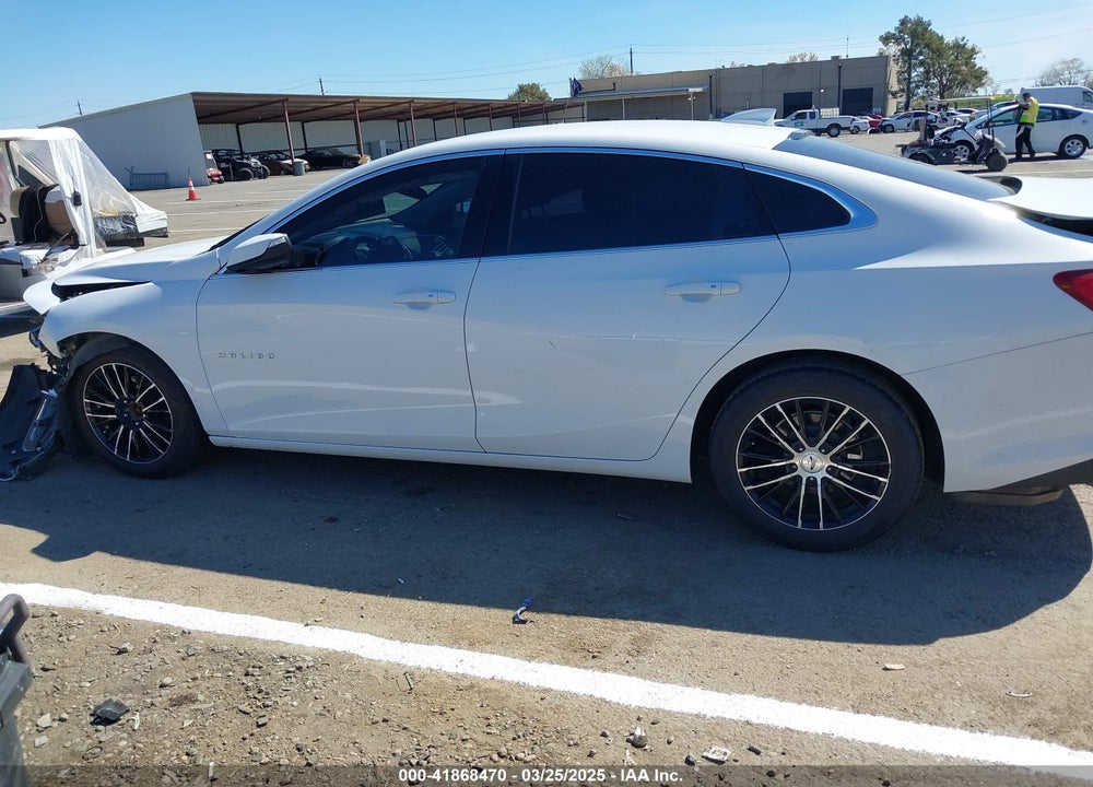 2018 CHEVROLET MALIBU VIN: 1G1ZD5ST1JF200621