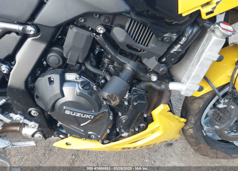 2024 SUZUKI GSX800 VIN: JS1EM13B0R7102765
