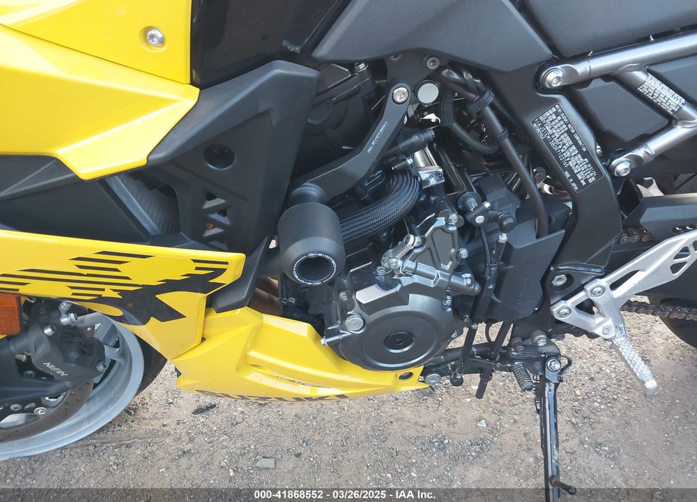 2024 SUZUKI GSX800 VIN: JS1EM13B0R7102765