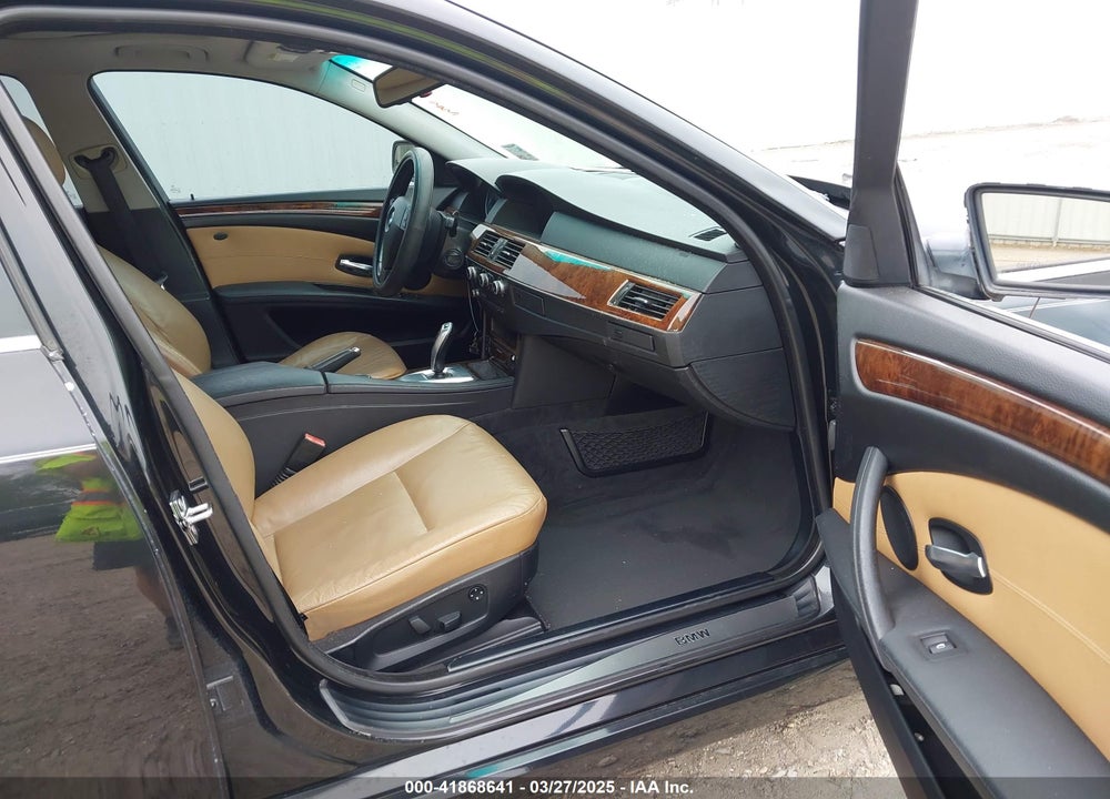 2009 BMW 528I VIN: WBANU535X9C120475