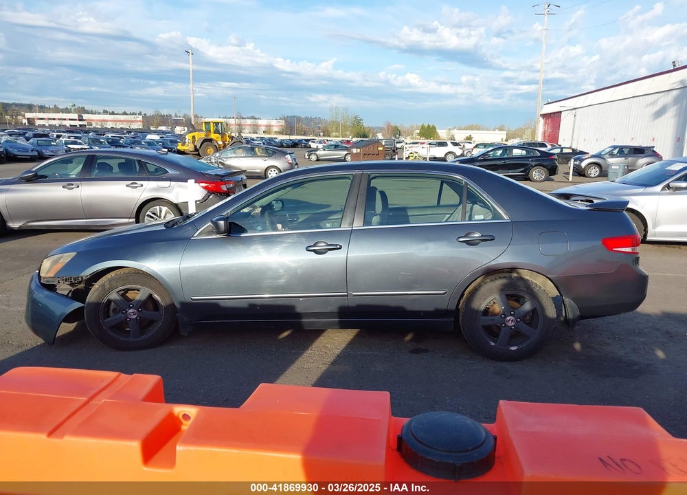 2003 HONDA ACCORD 2.4 EX VIN: JHMCM56683C038233