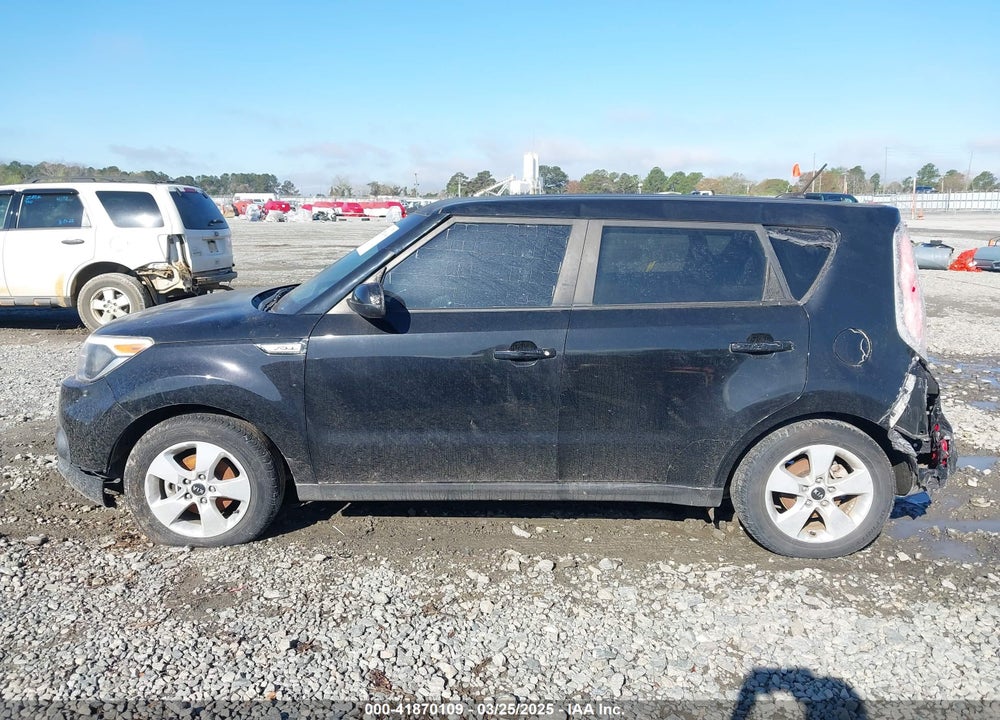 2018 KIA SOUL VIN: KNDJN2A26J7619700