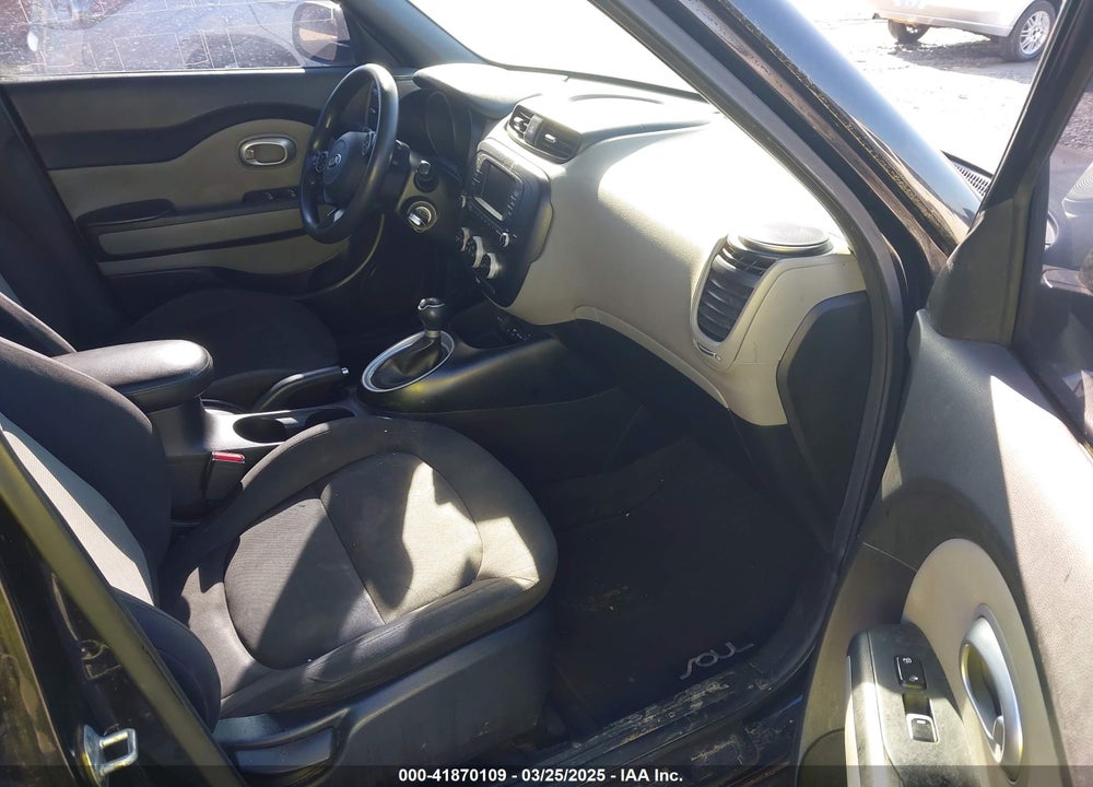 2018 KIA SOUL VIN: KNDJN2A26J7619700