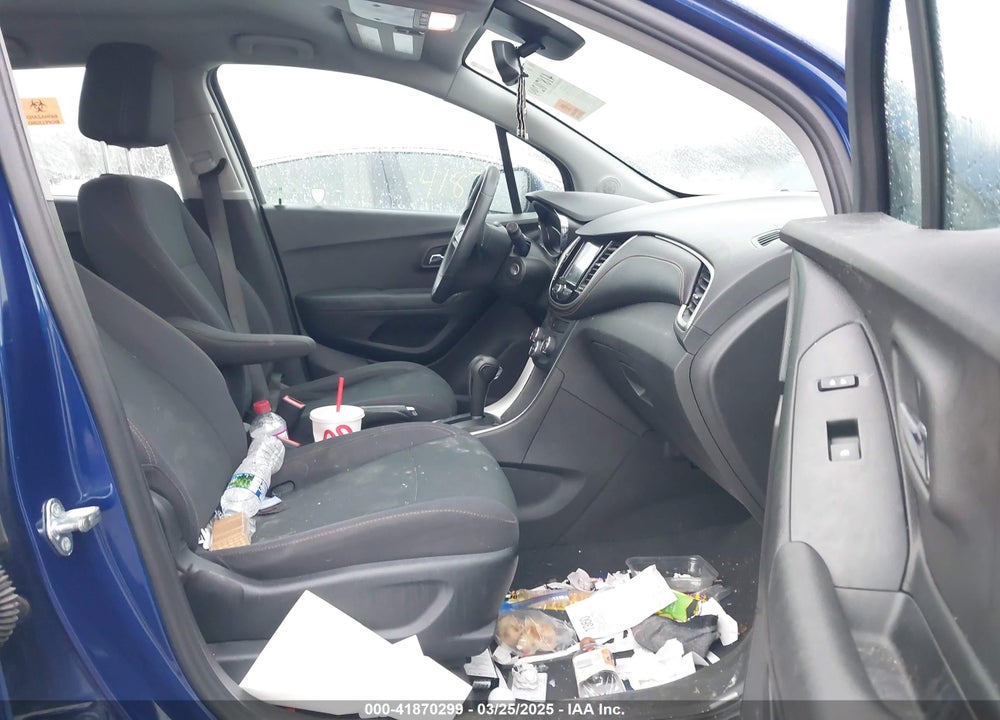 2017 CHEVROLET TRAX VIN: 3GNCJNSB1HL190015