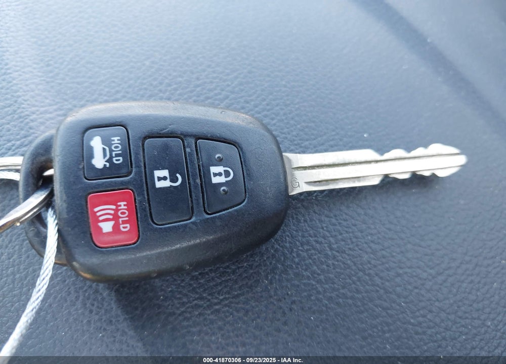 2013 TOYOTA CAMRY LE VIN: 4T1BF1FK8DU659265