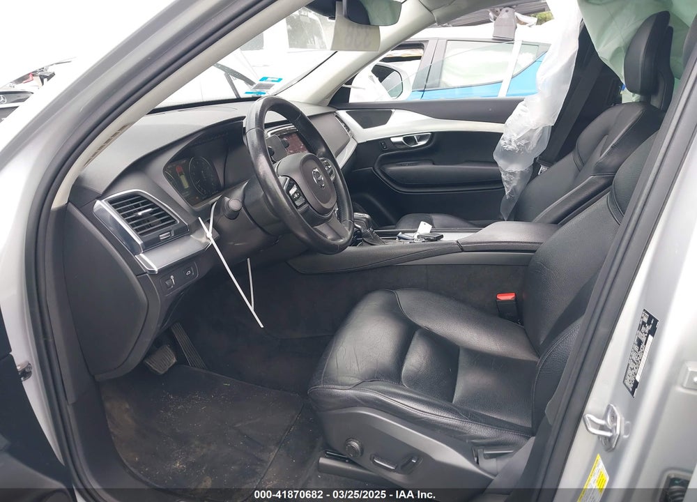 2016 VOLVO XC90 T6 MOMENTUM VIN: YV4A22PK5G1033319