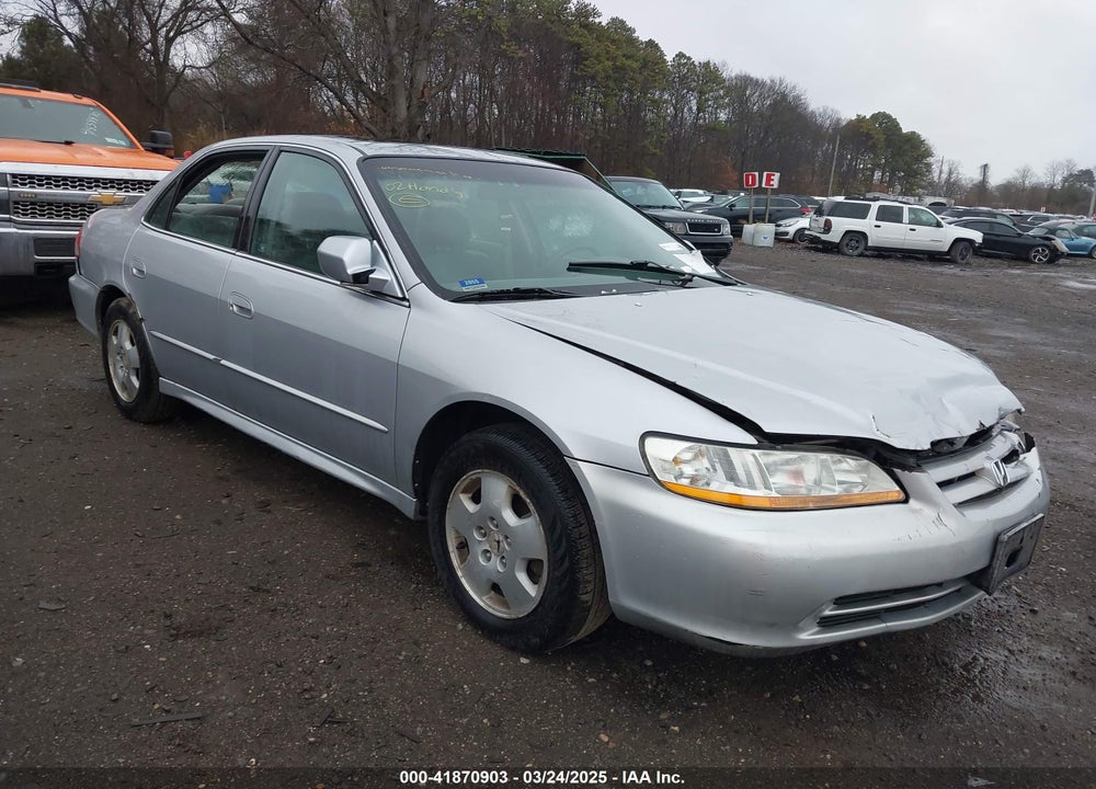 2002 HONDA ACCORD 3.0 EX VIN: 1HGCG165X2A081430