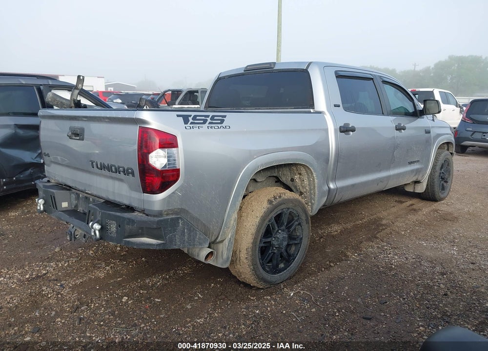 2019 TOYOTA TUNDRA SR5 5.7L V8 VIN: 5TFDW5F1XKX858602