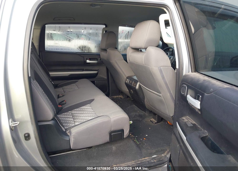 2019 TOYOTA TUNDRA SR5 5.7L V8 VIN: 5TFDW5F1XKX858602
