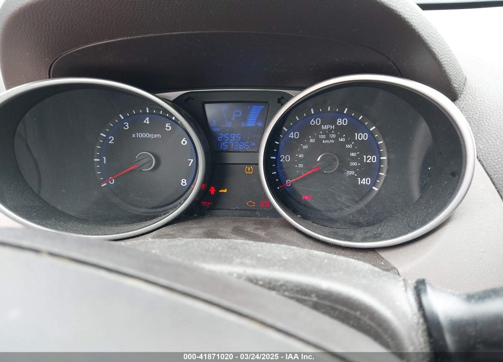 2013 HYUNDAI TUCSON VIN: KM8JUCAC1DU604458