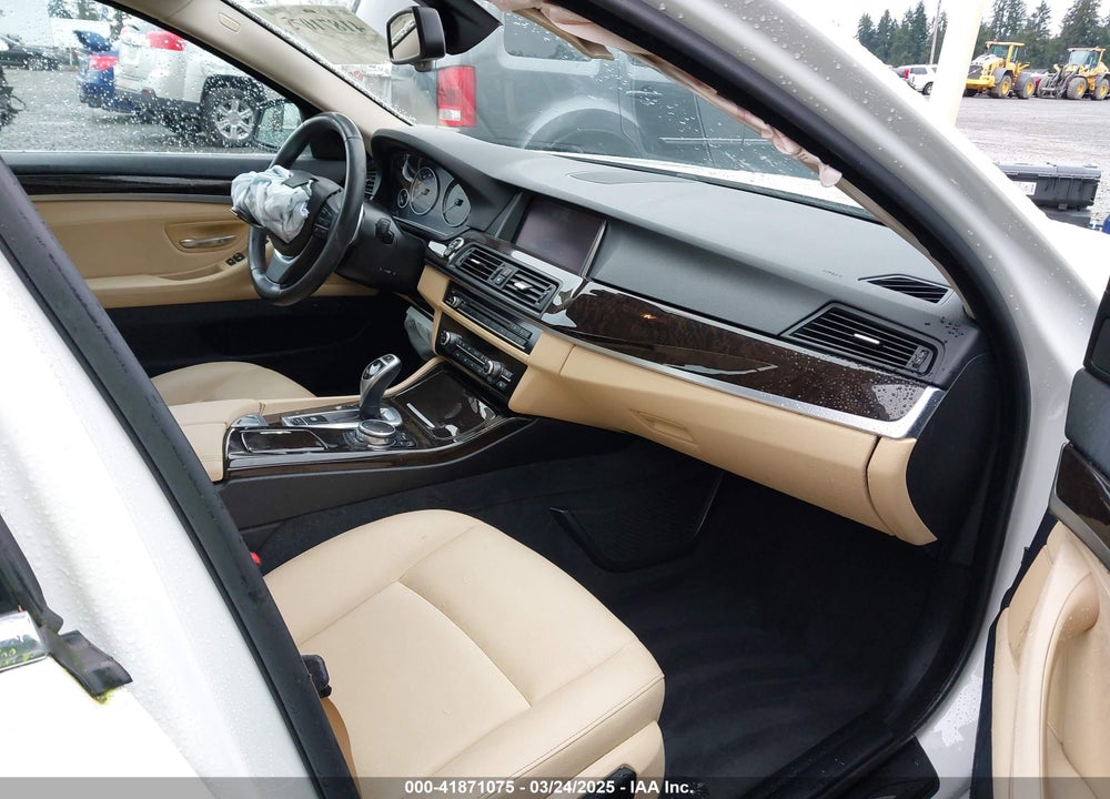 2016 BMW 5 SERIES VIN: WBA5A5C57GD529498
