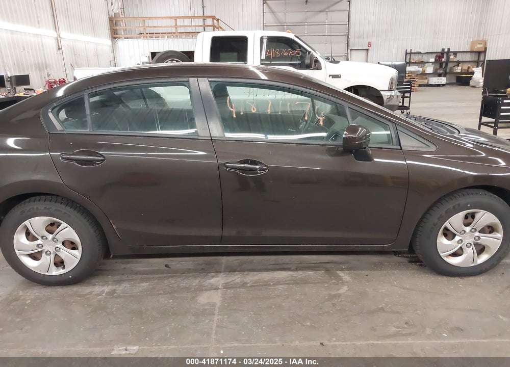 2014 HONDA CIVIC LX VIN: 2HGFB2F53EH518238