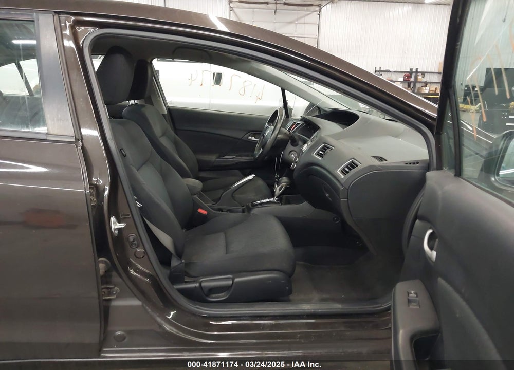 2014 HONDA CIVIC LX VIN: 2HGFB2F53EH518238
