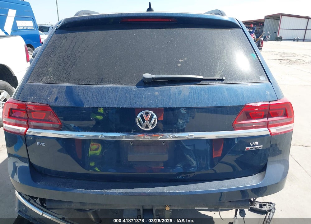 2020 VOLKSWAGEN ATLAS VIN: 1V2LR2CA8LC502890