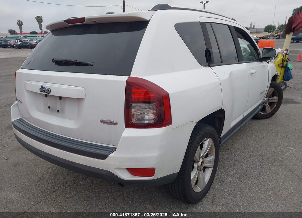 2014 JEEP COMPASS LATITUDE VIN: 1C4NJDEB7ED621739