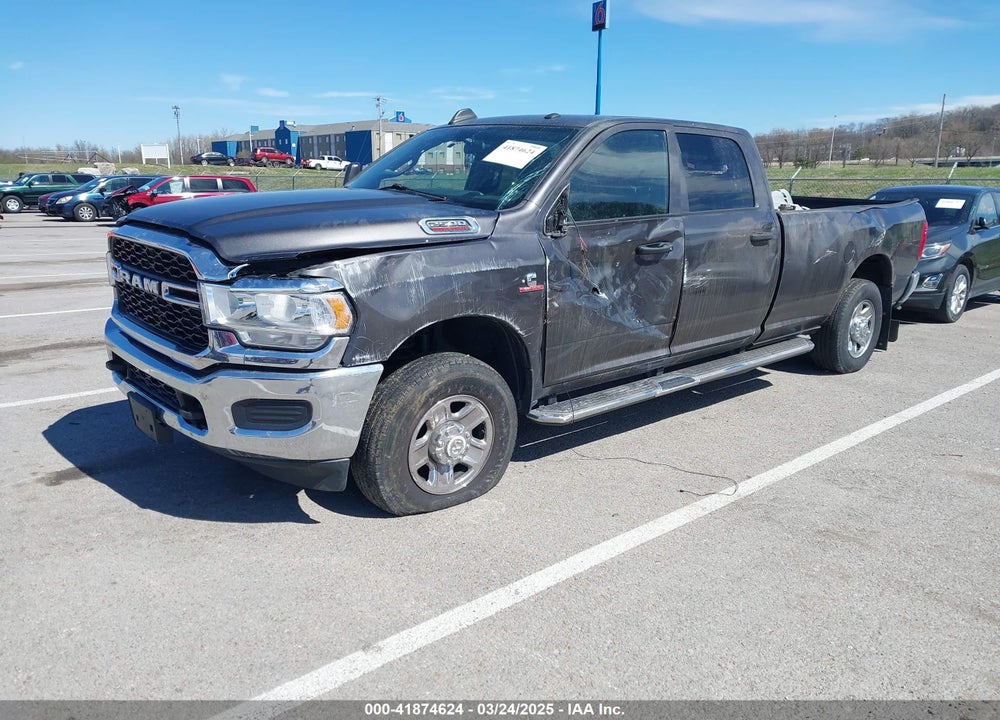 2024 RAM 2500 TRADESMAN 4X4 8' BOX VIN: 3C6UR5HL1RG269501