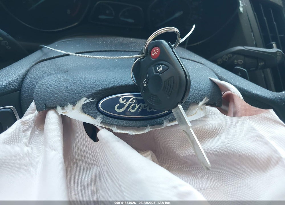 2017 FORD ESCAPE SE VIN: 1FMCU9GD9HUE56044