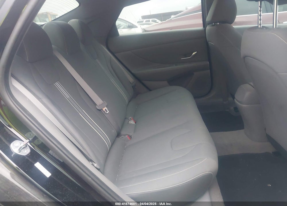 2023 HYUNDAI ELANTRA VIN: KMHLS4AG4PU549936