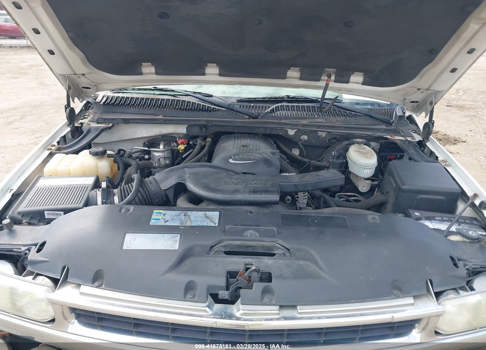2003 CHEVROLET SUBURBAN 1500 LT VIN: 3GNFK16Z53G273961