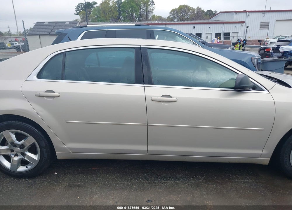 2011 CHEVROLET MALIBU VIN: 1G1ZB5E10BF197101