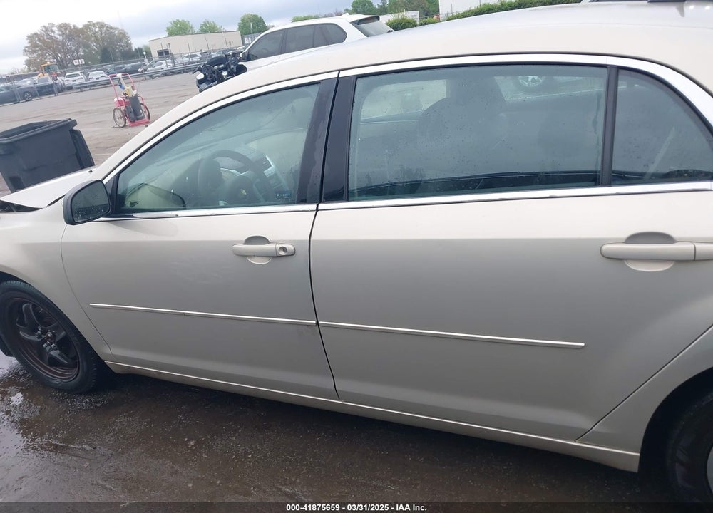 2011 CHEVROLET MALIBU VIN: 1G1ZB5E10BF197101
