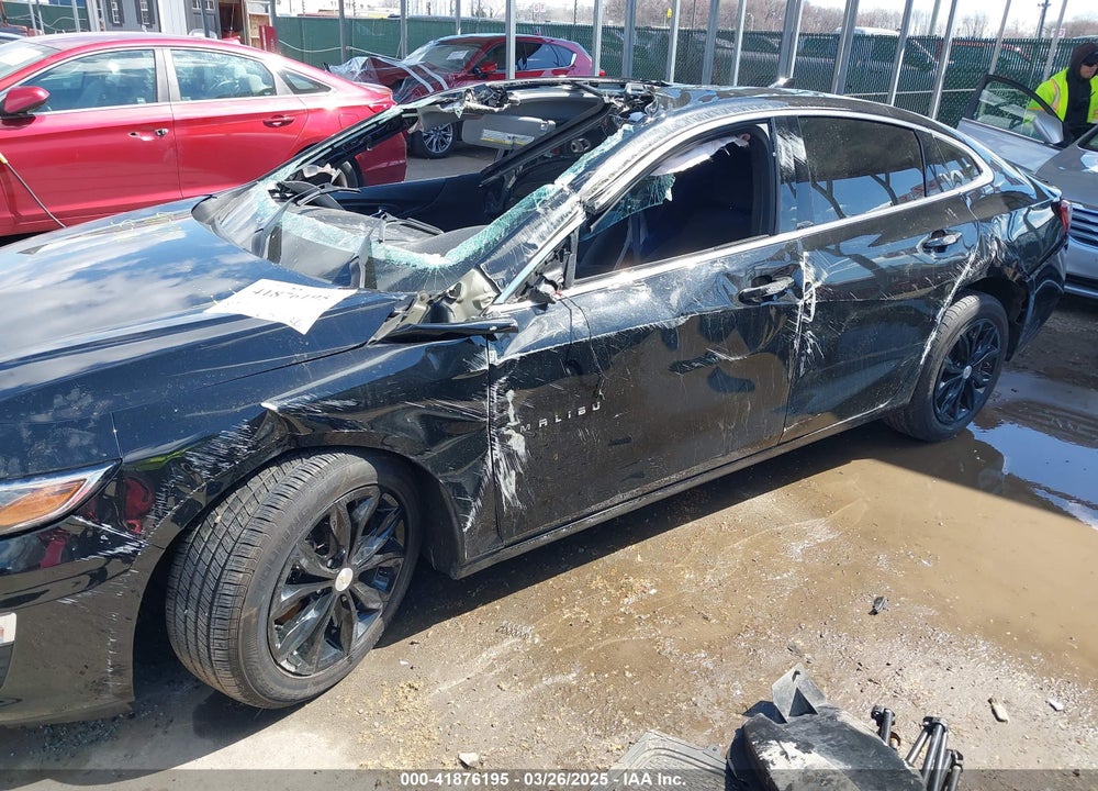2022 CHEVROLET MALIBU VIN: 1G1ZD5ST0NF141177
