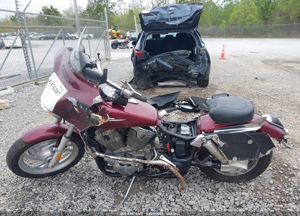 2006 HONDA VTX1300 C VIN: 1HFSC55076A206348