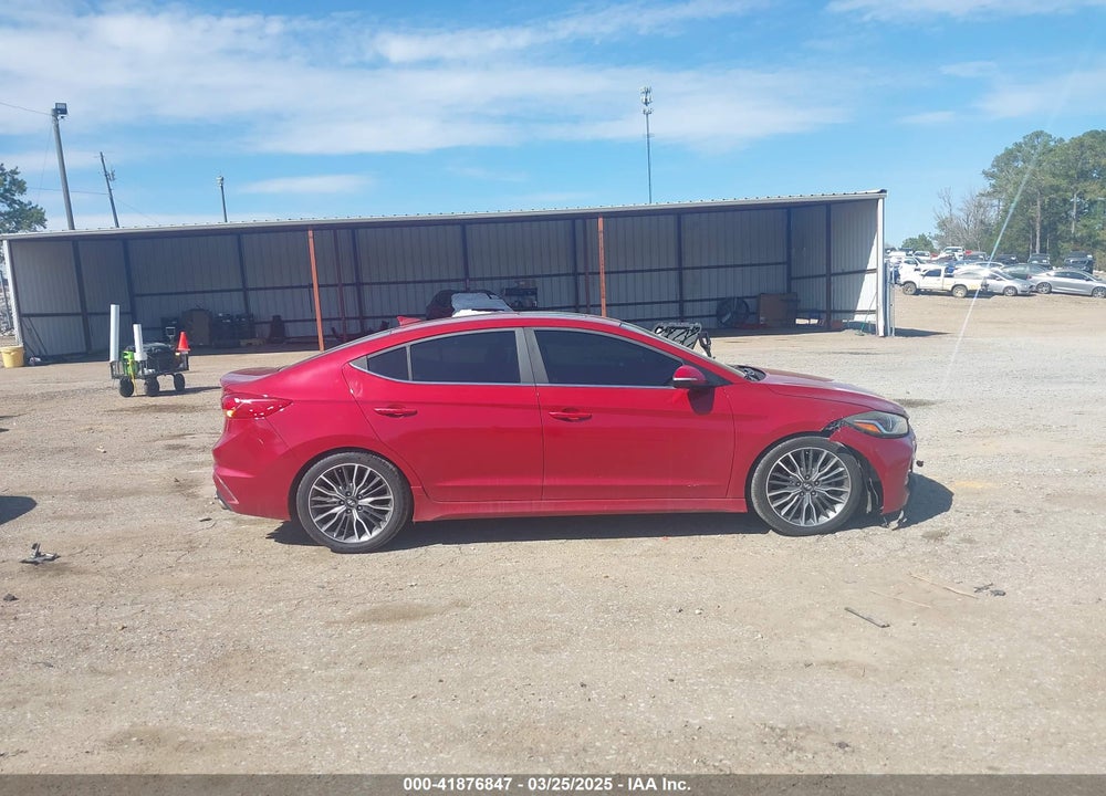 2017 HYUNDAI ELANTRA VIN: KMHD04LB4HU358434