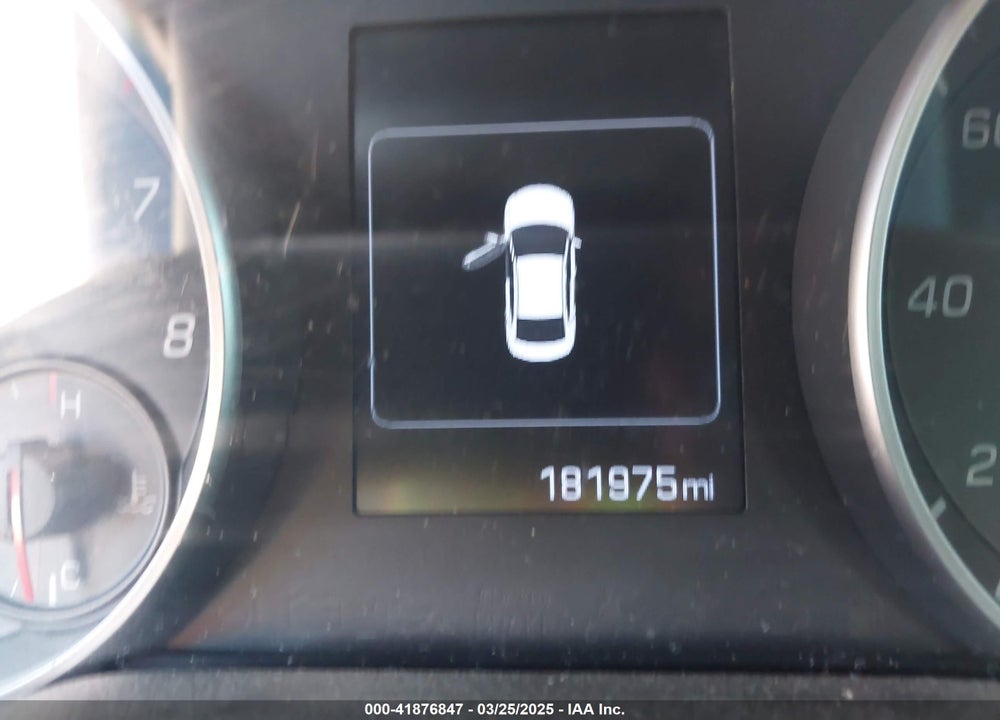 2017 HYUNDAI ELANTRA VIN: KMHD04LB4HU358434