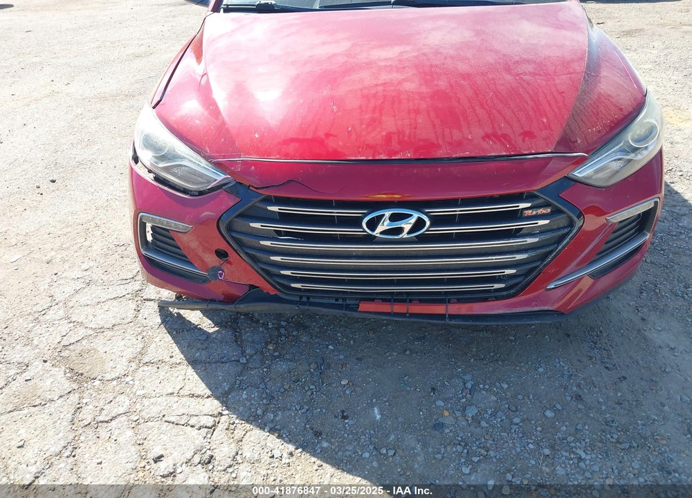 2017 HYUNDAI ELANTRA VIN: KMHD04LB4HU358434