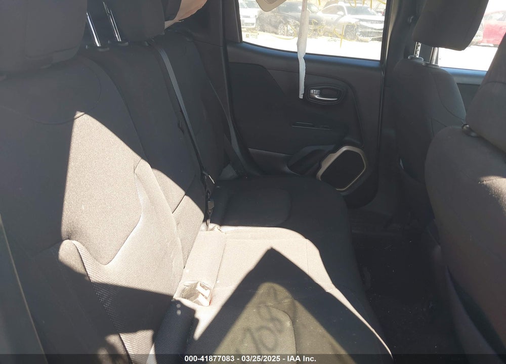 2017 JEEP RENEGADE LATITUDE FWD VIN: ZACCJABBXHPF51072
