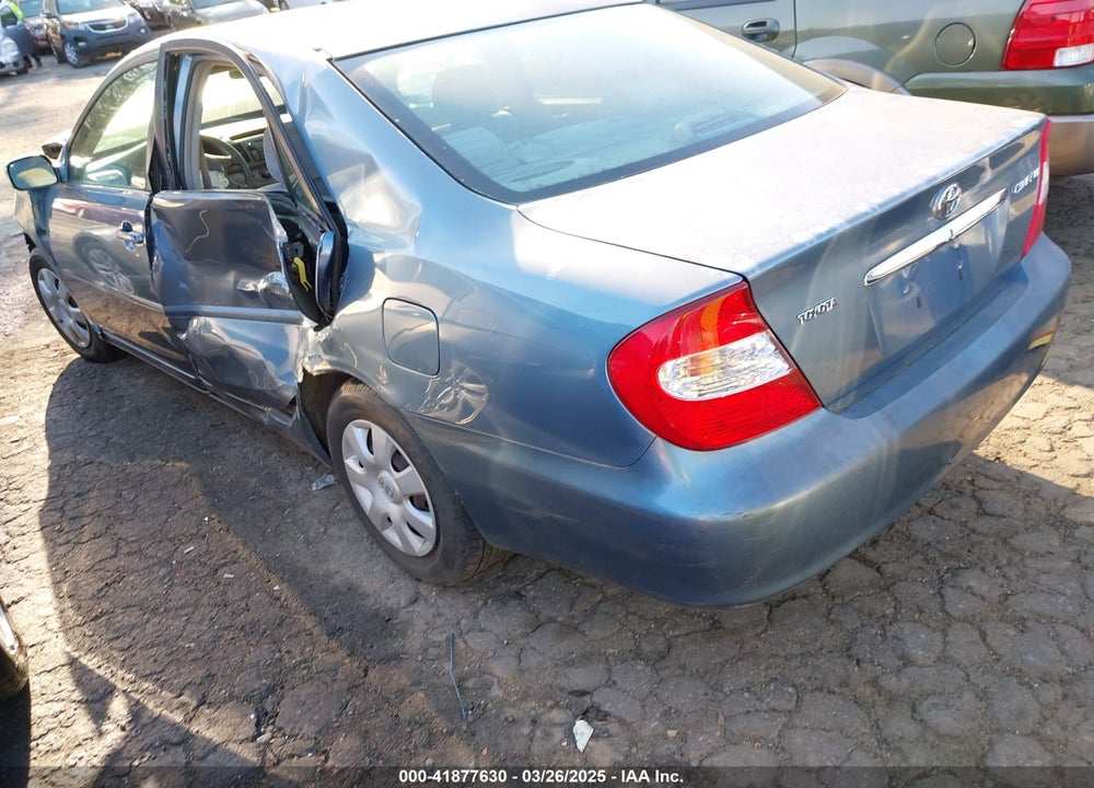 2002 TOYOTA CAMRY LE VIN: 4T1BE32K42U527394