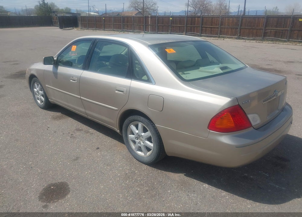 2002 TOYOTA AVALON XLS VIN: 4T1BF28B92U241958