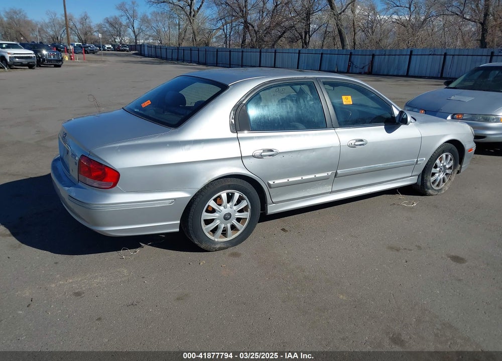 2005 HYUNDAI SONATA VIN: KMHWF35HX5A147707