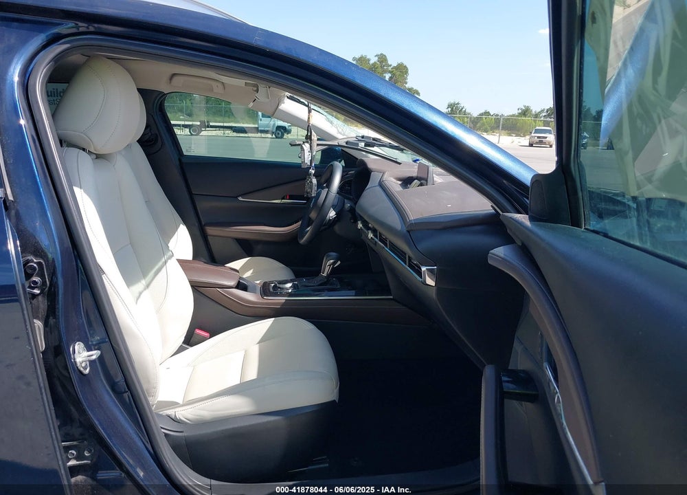 2022 MAZDA CX-30 VIN: 3MVDMBDL8NM450181