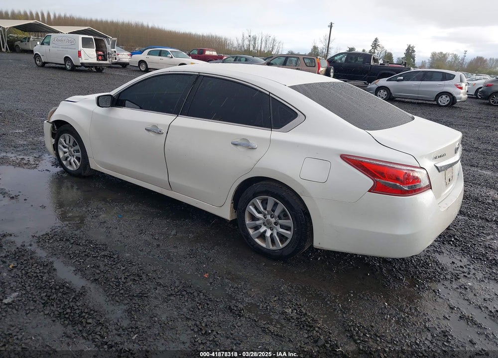 2013 NISSAN ALTIMA VIN: 1N4AL3AP0DN560575